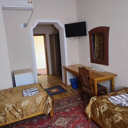 Islambek Travel & Hotel Chiva Exteriör bild